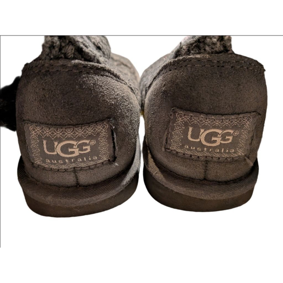 Women's UGG Gray Knit Cable Button Winter Boots Size 6 - Picture 8 of 13